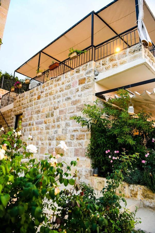 Hotel Beit Lebbos Beit ed-Din Exterior foto