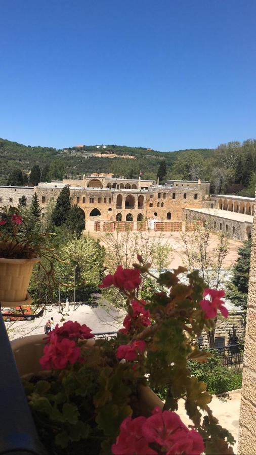 Hotel Beit Lebbos Beit ed-Din Exterior foto